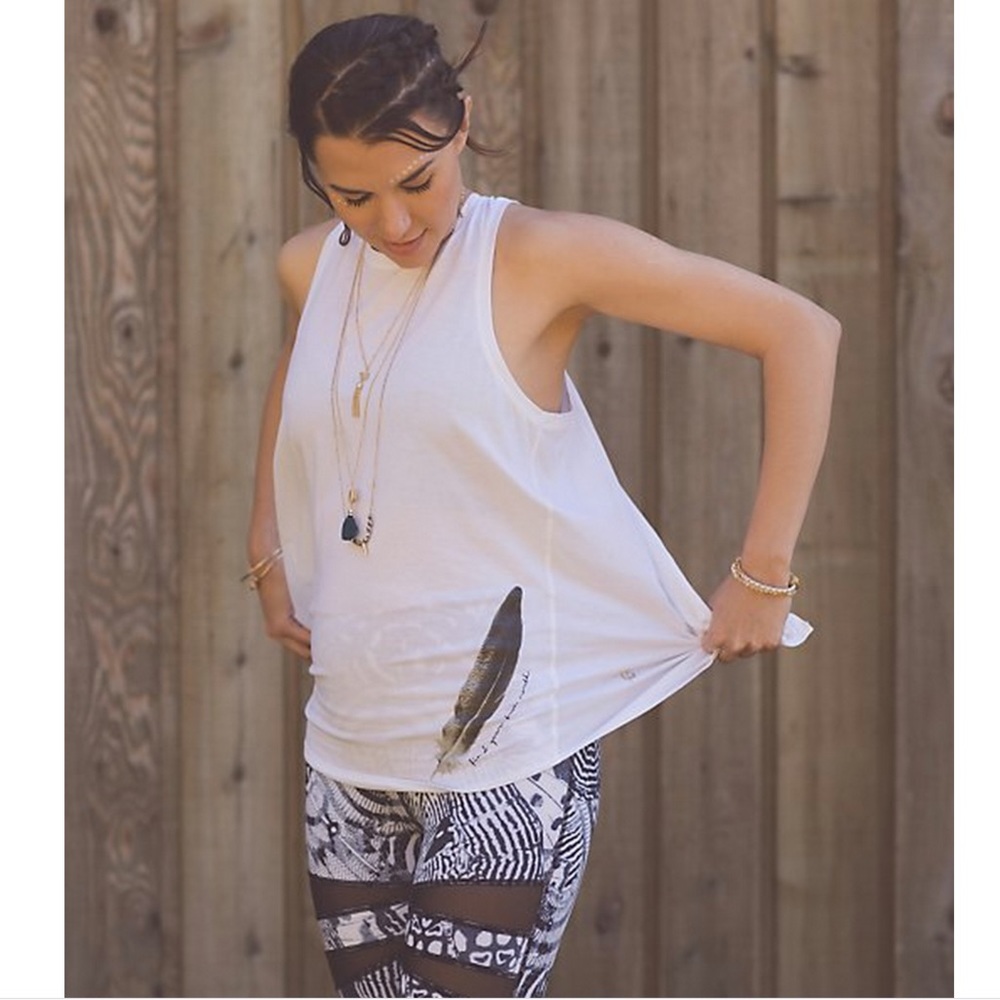 Lululemon Wanderlust 2015 Nook Tank-White- Size 8